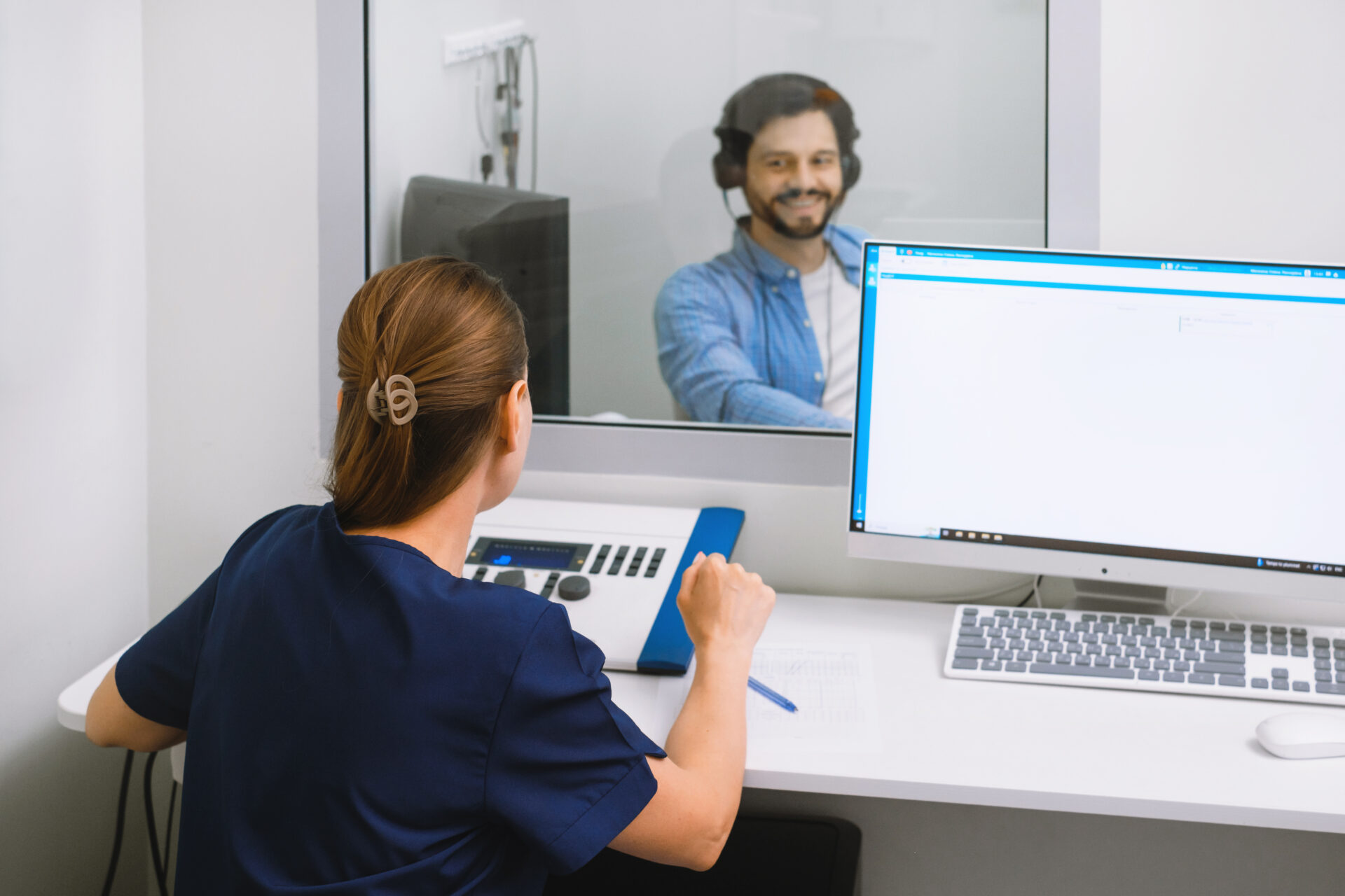 Аудіометрія слуху в Medicenter Київ